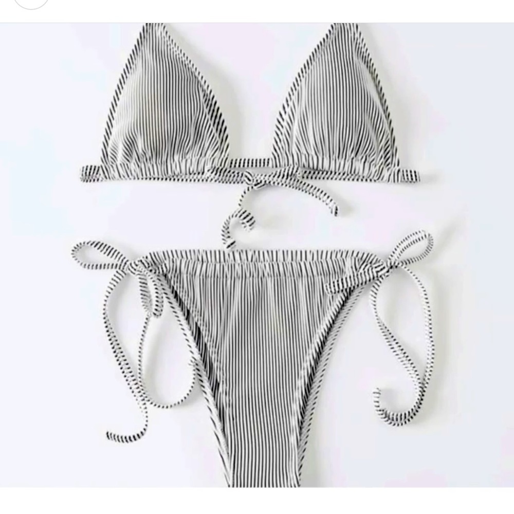 Black and white stripe bikini